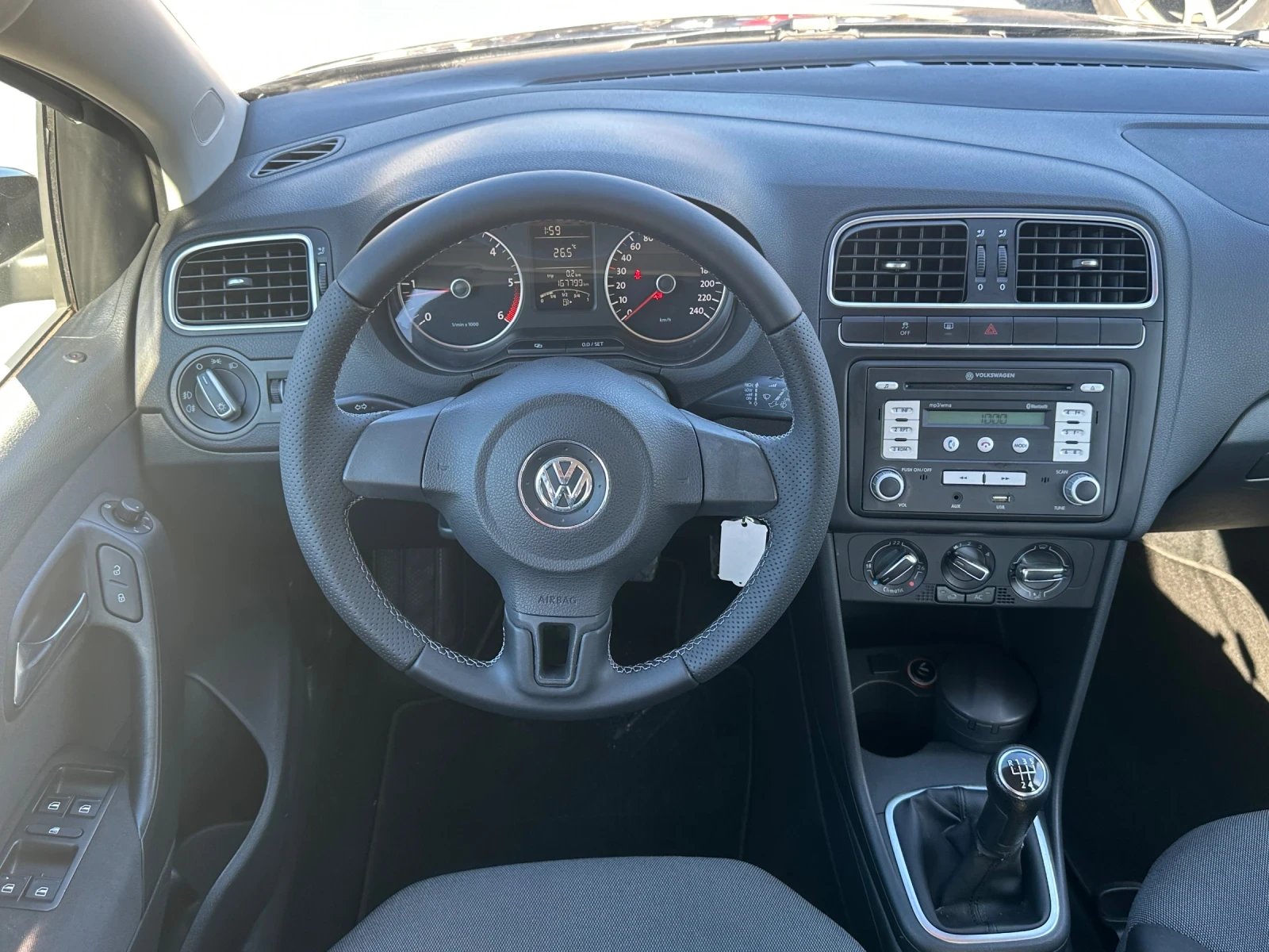 VW Polo 1.6TDI-COMPORTLINE-88к.с, снимка 10 - Автомобили и джипове - 54142423