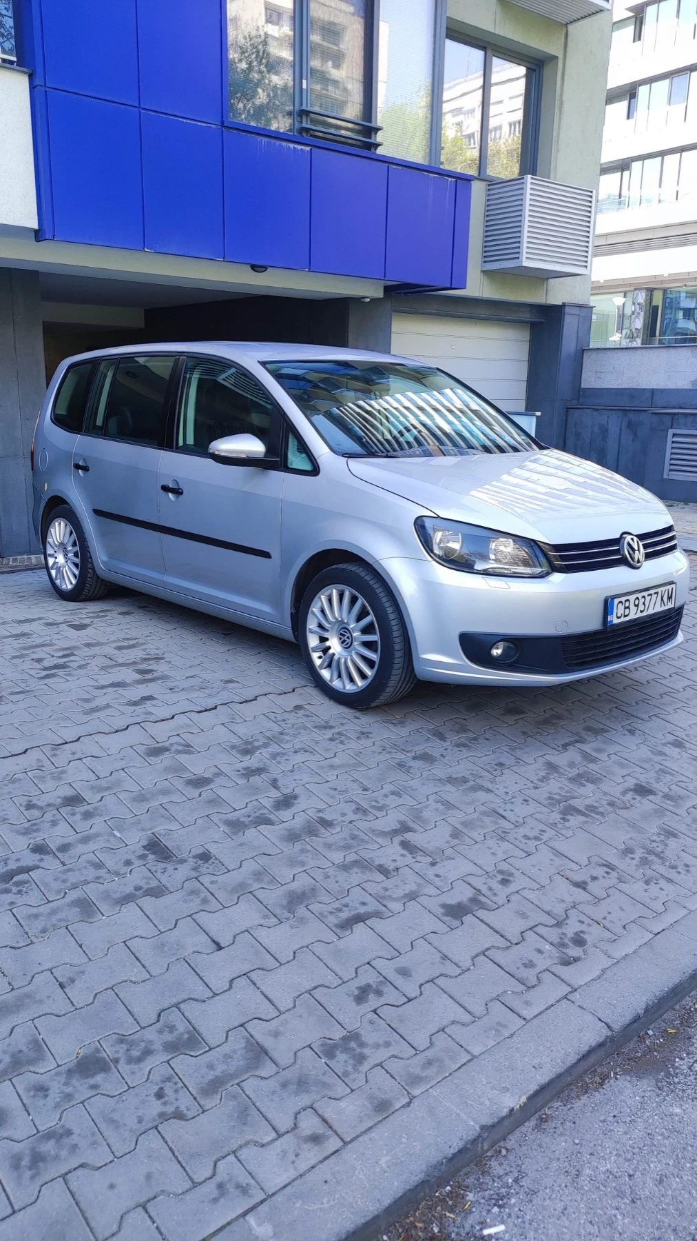 VW Touran, снимка 3 - Автомобили и джипове - 54229100