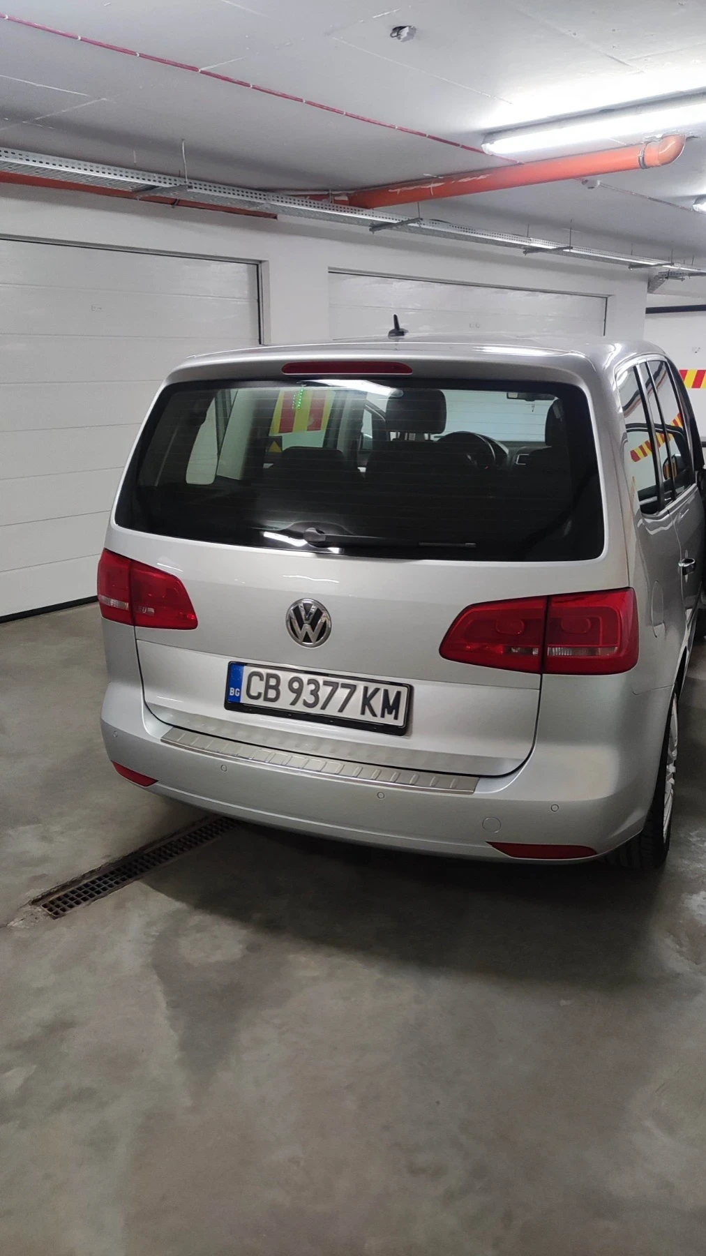 VW Touran, снимка 4 - Автомобили и джипове - 54229100