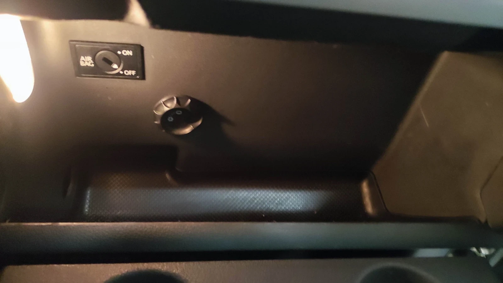 VW Touran, снимка 14 - Автомобили и джипове - 54229100