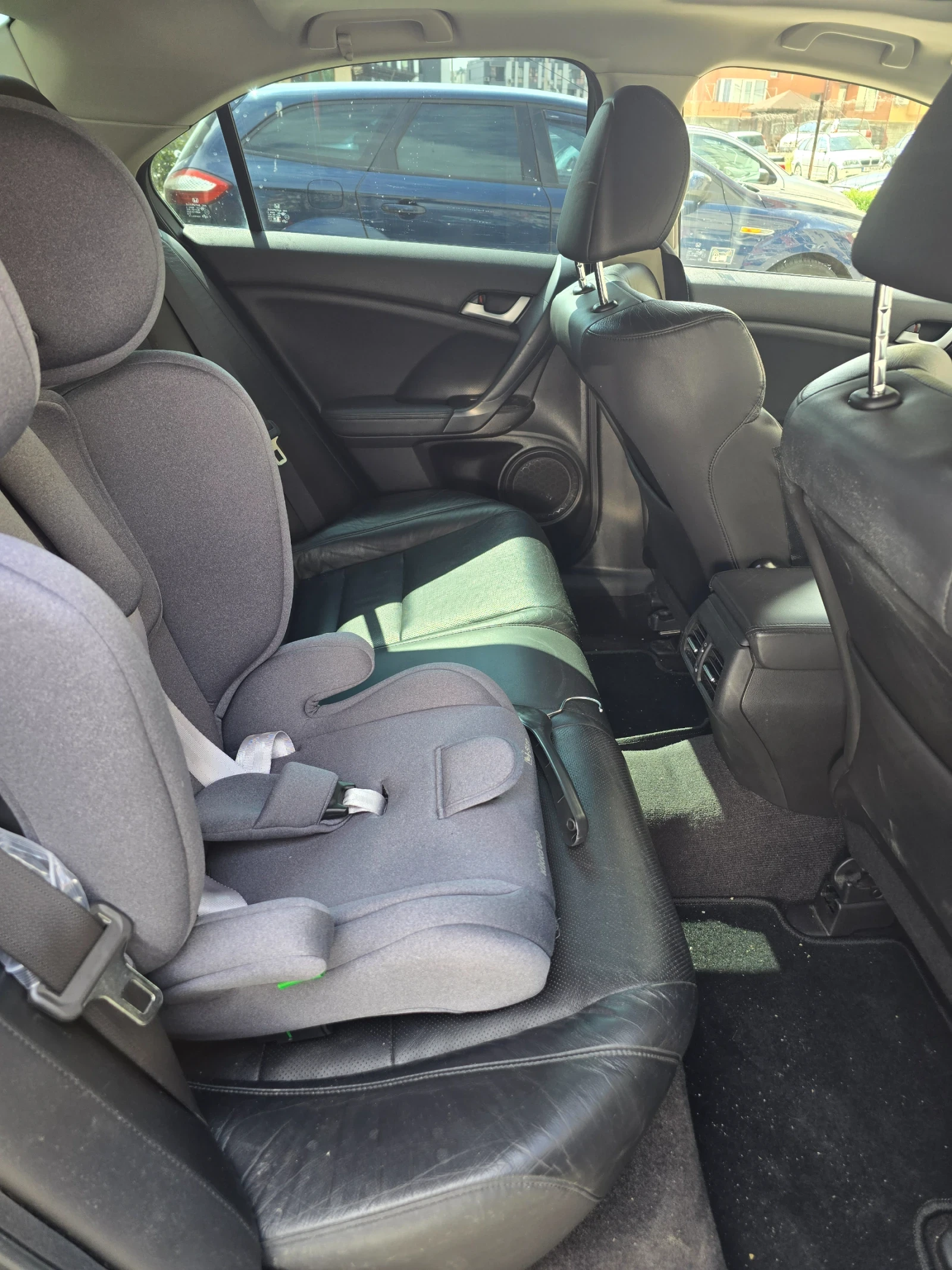 Honda Accord 2.4 с газ, снимка 9 - Автомобили и джипове - 54243490