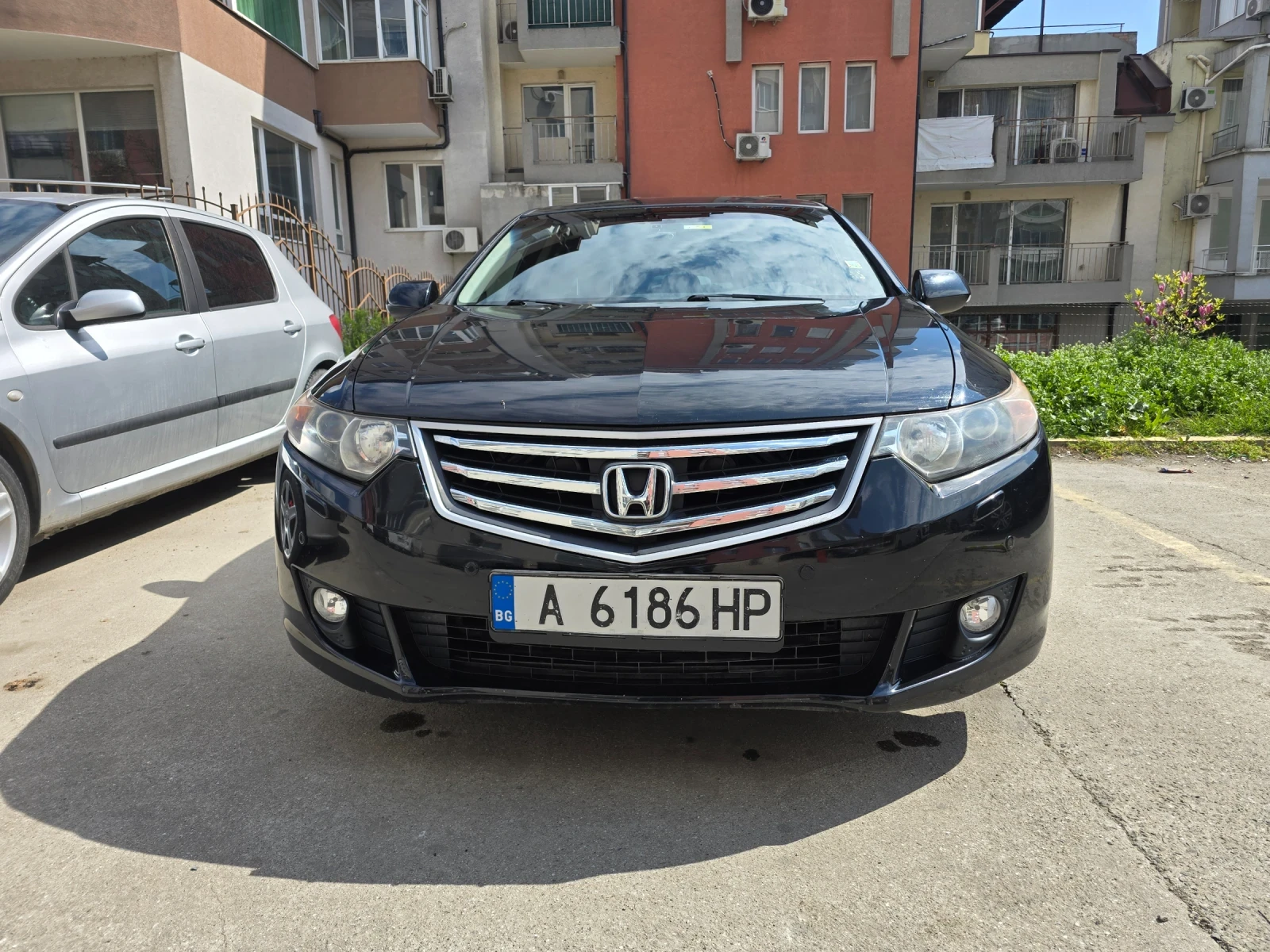Honda Accord 2.4 с газ, снимка 2 - Автомобили и джипове - 54243490