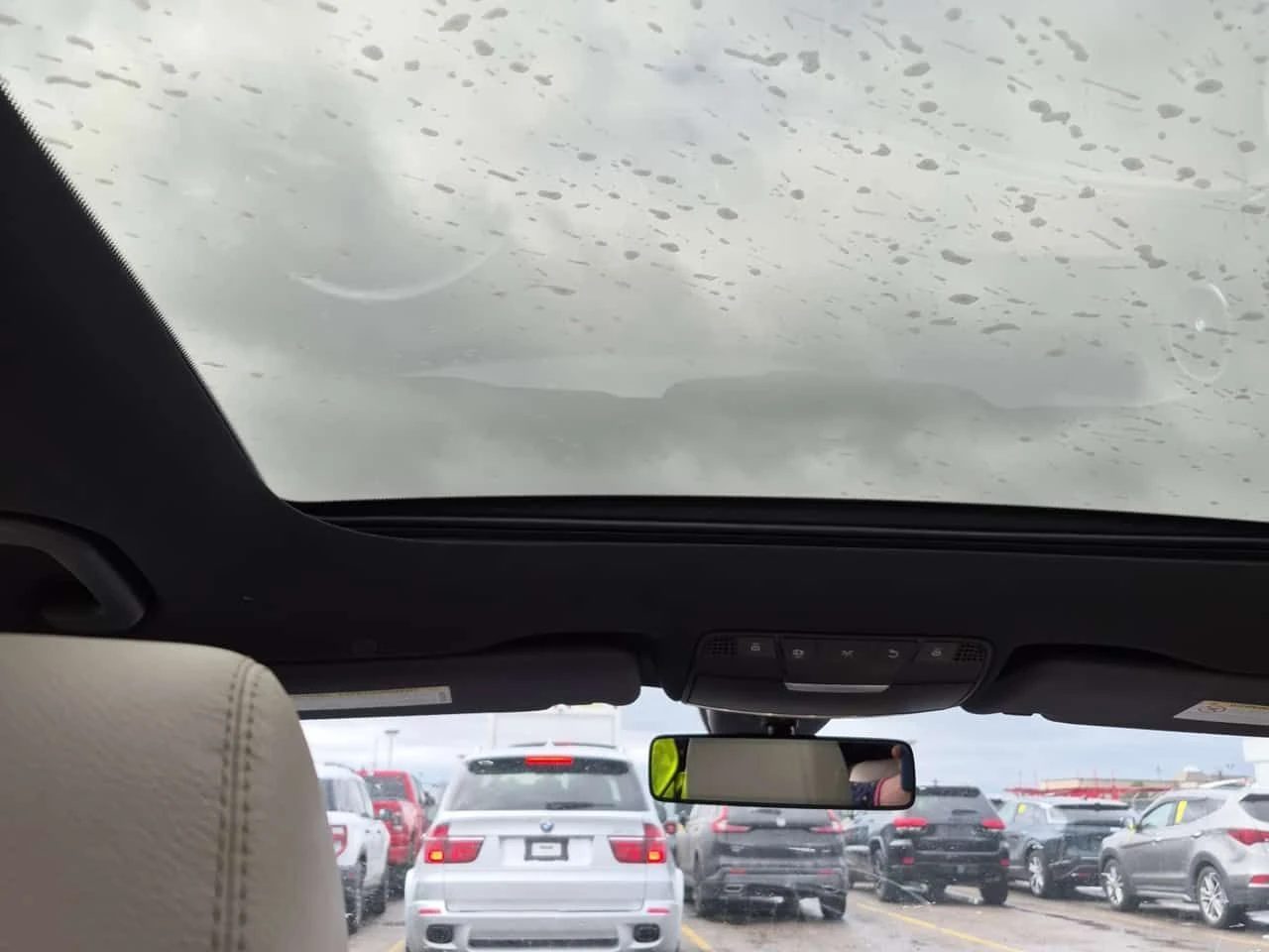 Mercedes-Benz E 400  * CARFAX * DISTRONIC * BURMESTER * , снимка 13 - Автомобили и джипове - 54248477