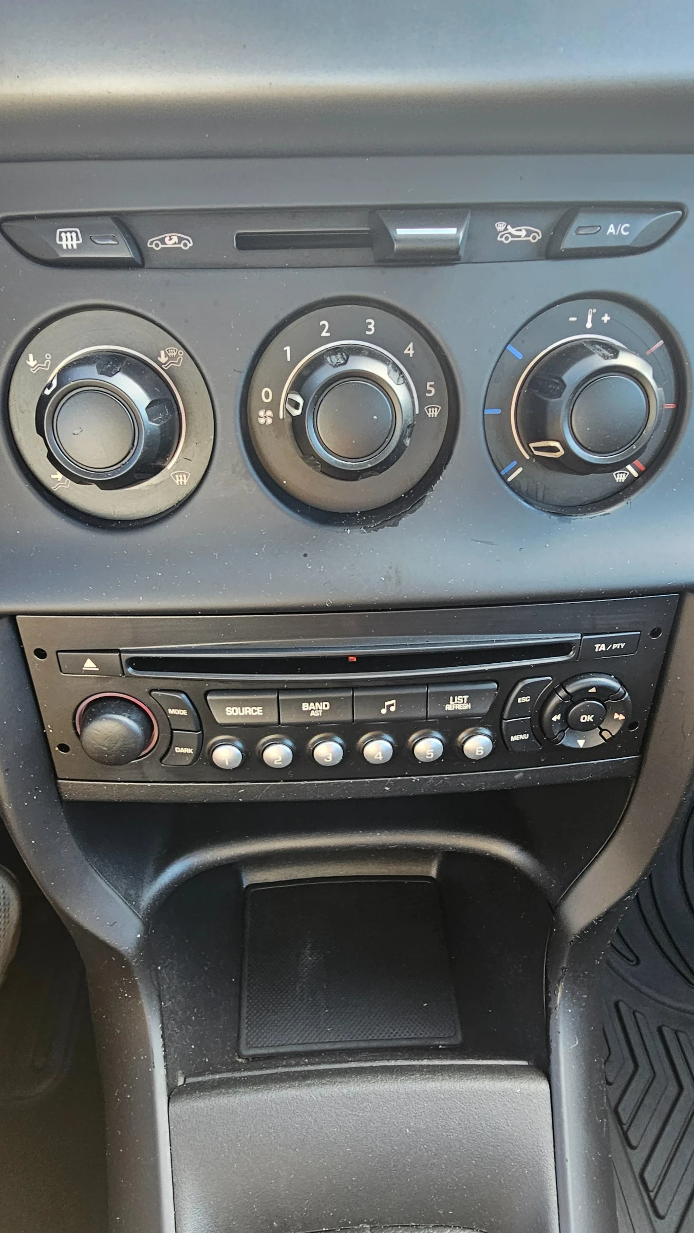 Citroen C3, снимка 12 - Автомобили и джипове - 54916309