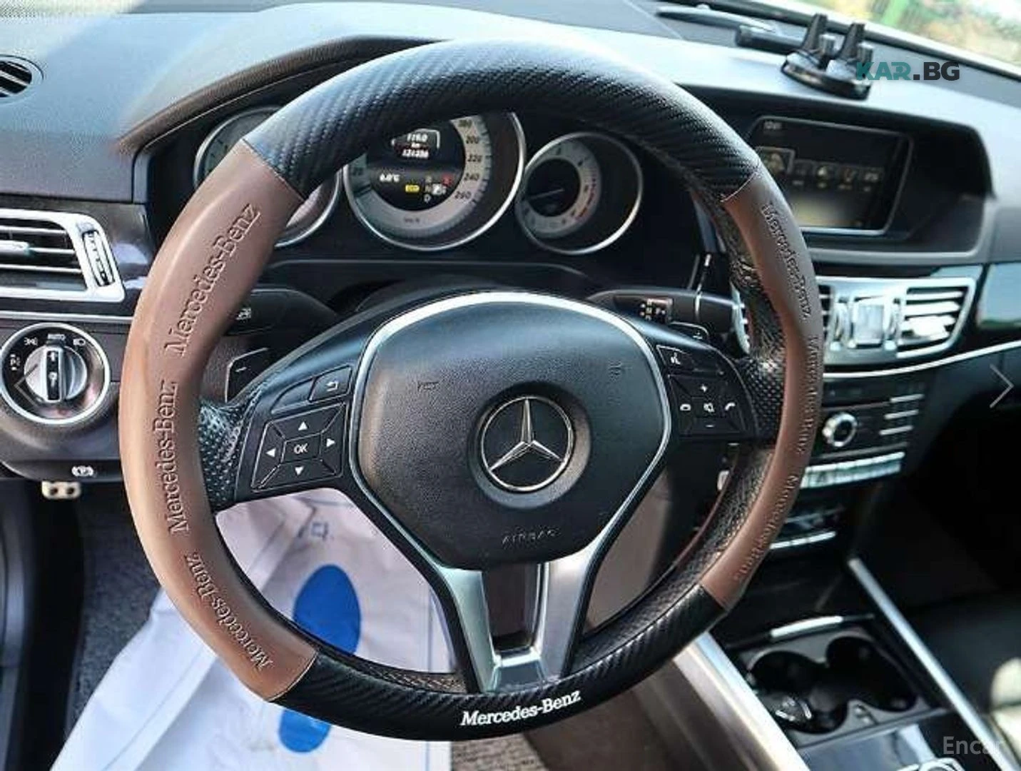 Mercedes-Benz E 350 4MATIC / ПАНОРАМА / ОБДУХ / 360 / ПОДГРЕВИ , снимка 12 - Автомобили и джипове - 55014050