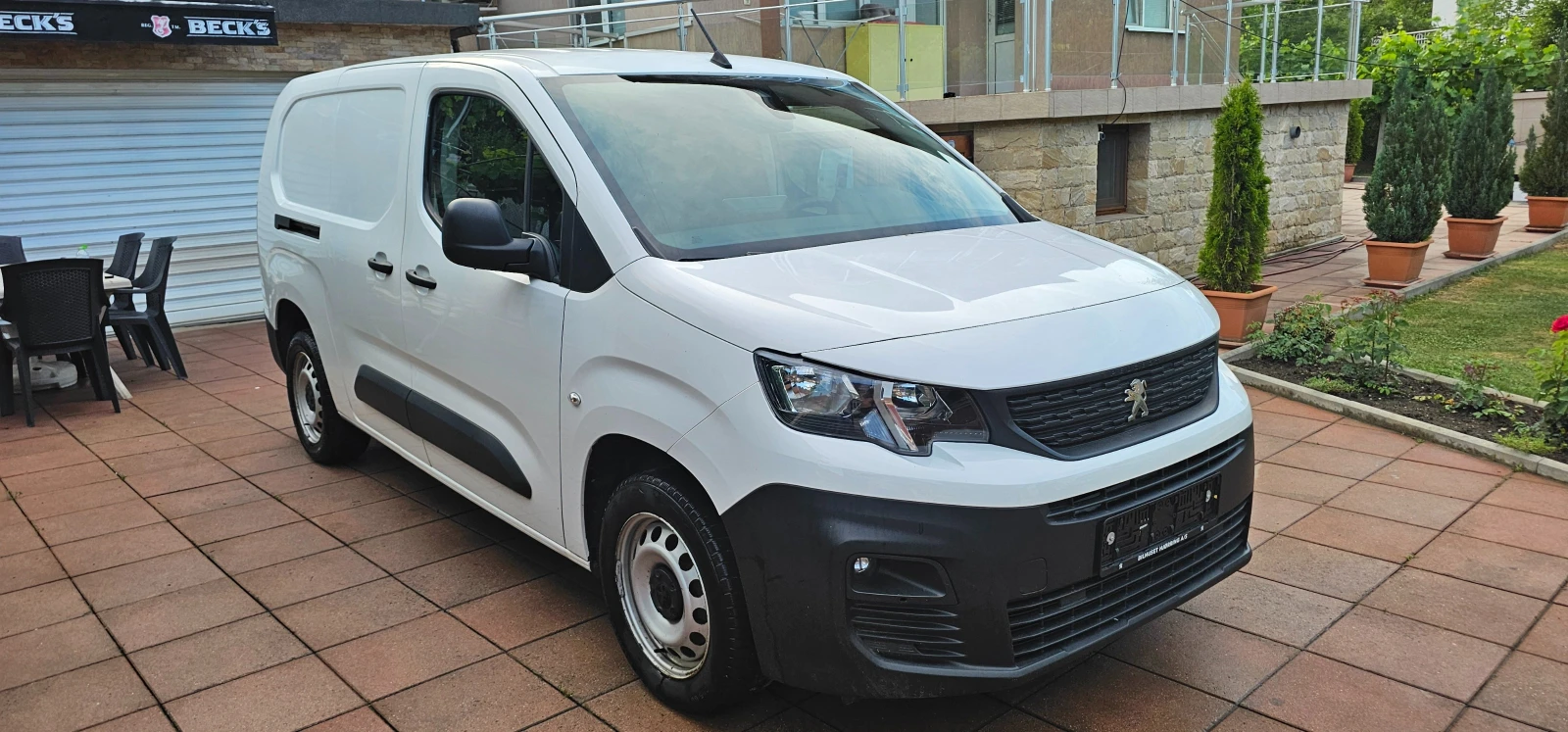 Peugeot Partner Premium L2/Long 1.5 Bluehdi, снимка 2 - Автомобили и джипове - 55124431