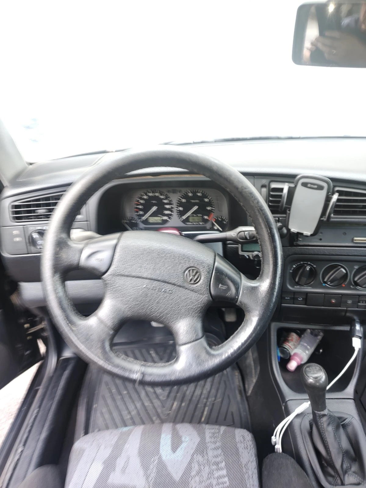 VW Golf 3 GT, снимка 5 - Автомобили и джипове - 55186277