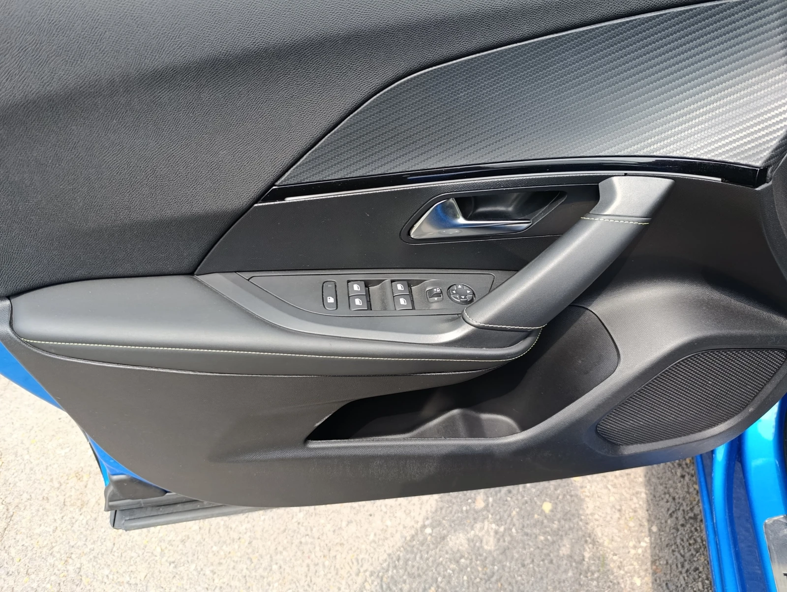 Peugeot 2008 GT Закупен от БГ, снимка 13 - Автомобили и джипове - 55405649