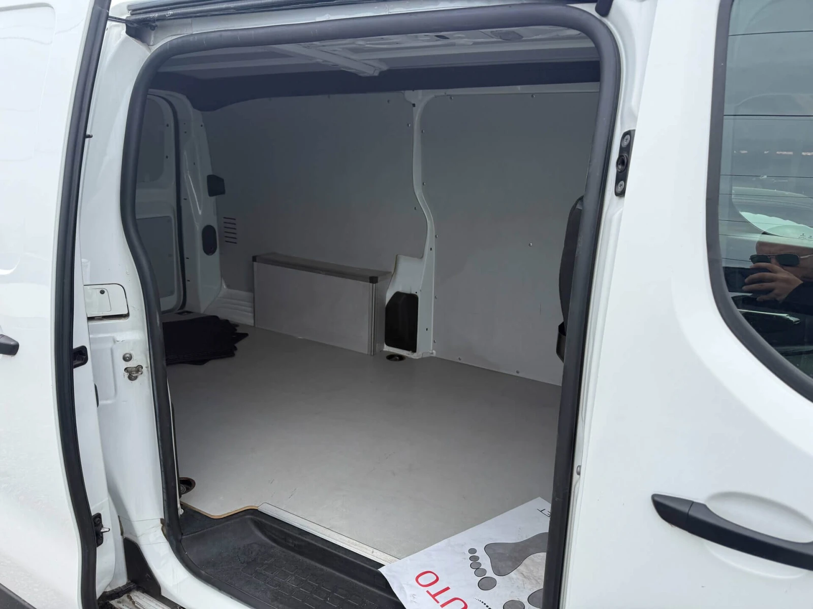 Citroen Jumpy Товарен/Камера/Мъртва точка/Автопилот/Навигация, снимка 3 - Автомобили и джипове - 55928987