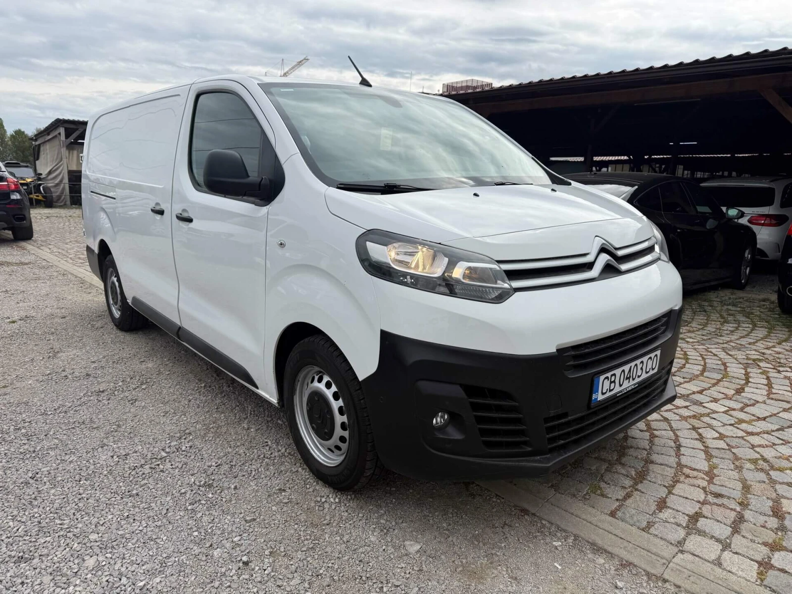 Citroen Jumpy Товарен/Камера/Мъртва точка/Автопилот/Навигация, снимка 2 - Автомобили и джипове - 55928987