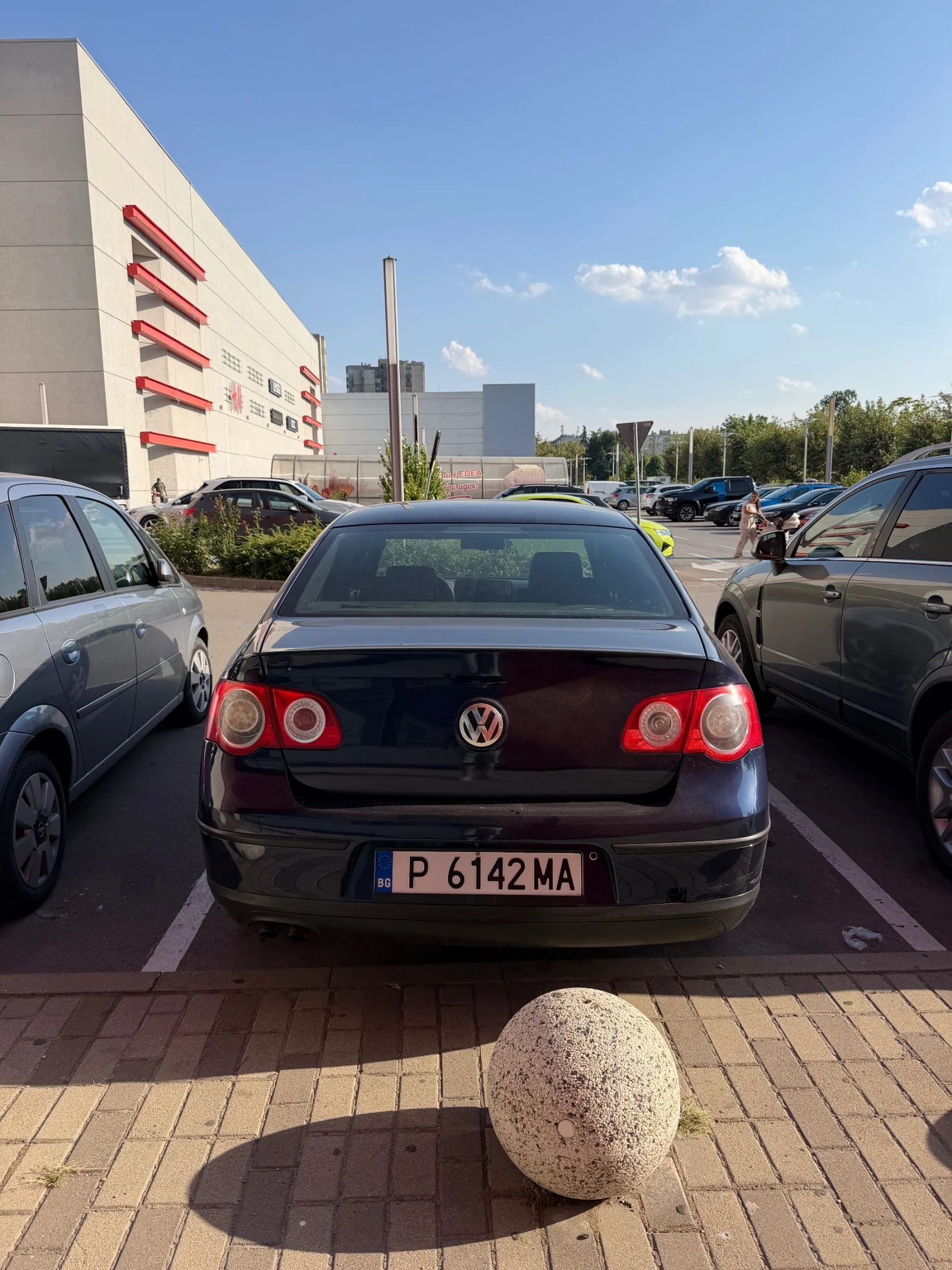 VW Passat 1.9 TDI, снимка 3 - Автомобили и джипове - 55936770
