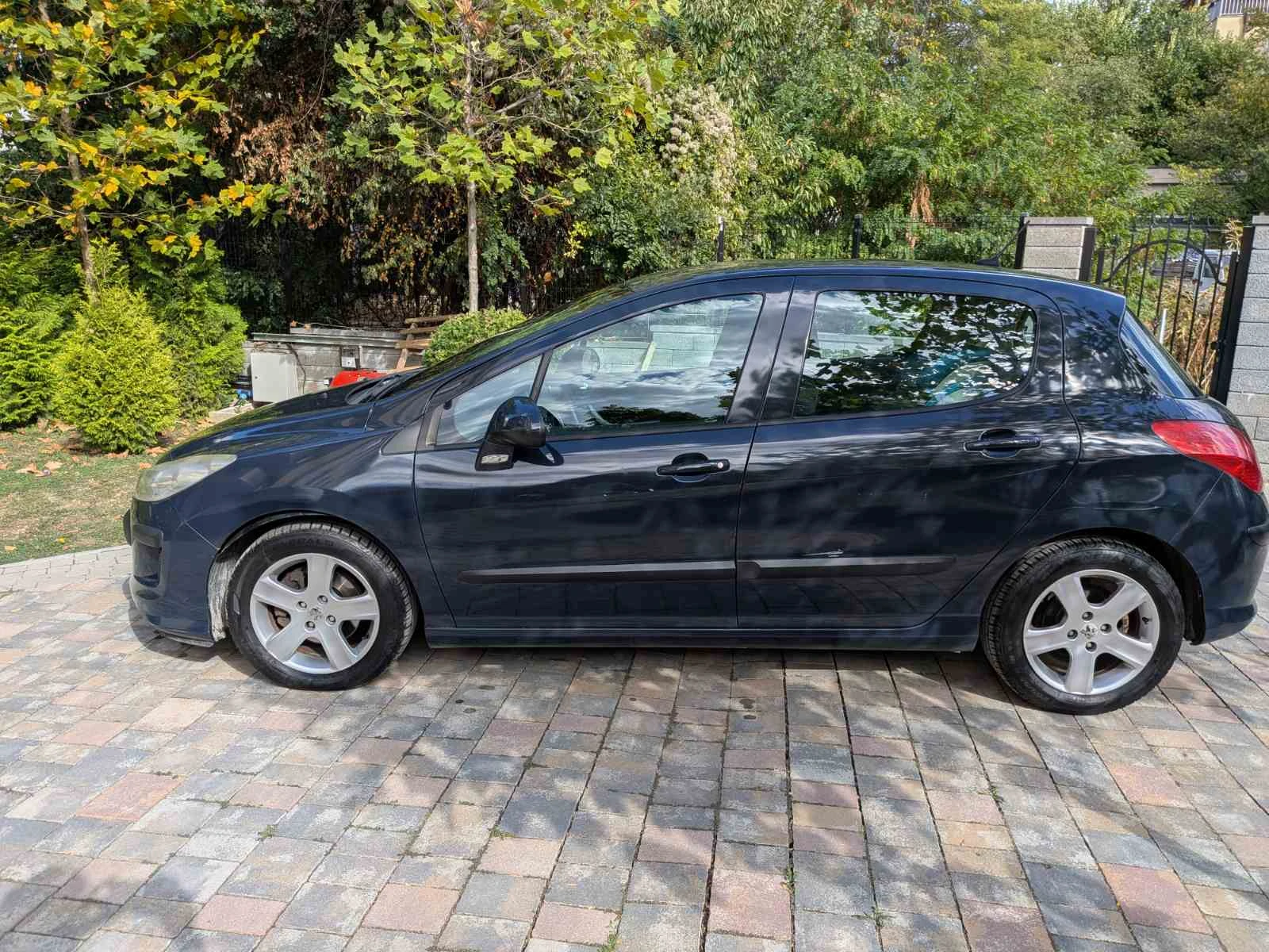 Peugeot 308 1.6 HDI, снимка 13 - Автомобили и джипове - 56205792