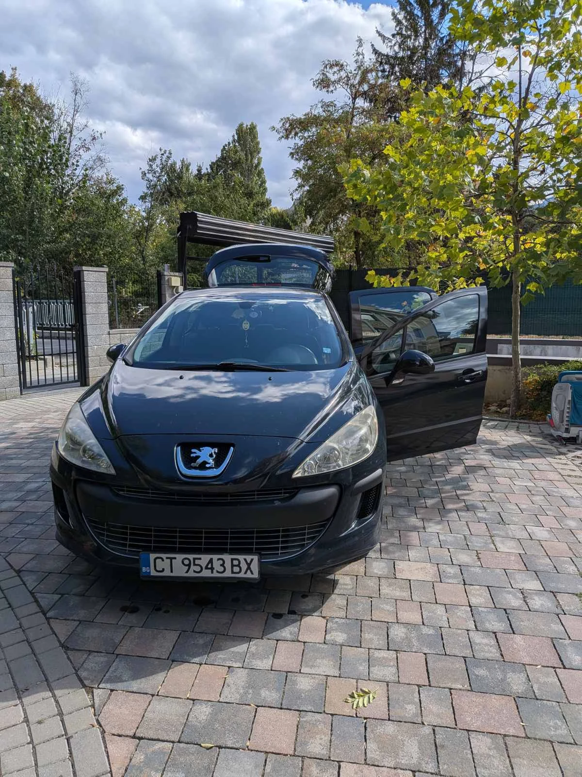 Peugeot 308 1.6 HDI, снимка 15 - Автомобили и джипове - 56205792