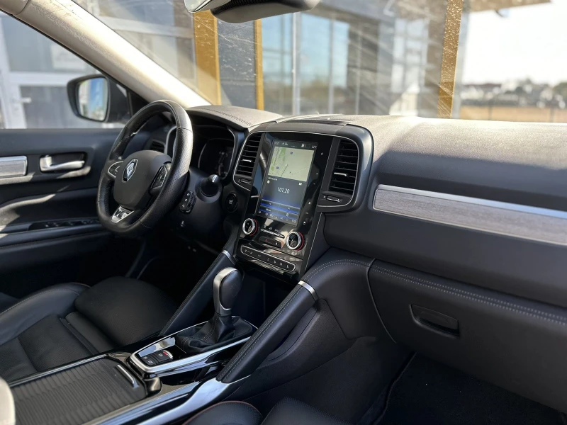 Renault Koleos INITIALE PARIS 4x4, снимка 9 - Автомобили и джипове - 47901049