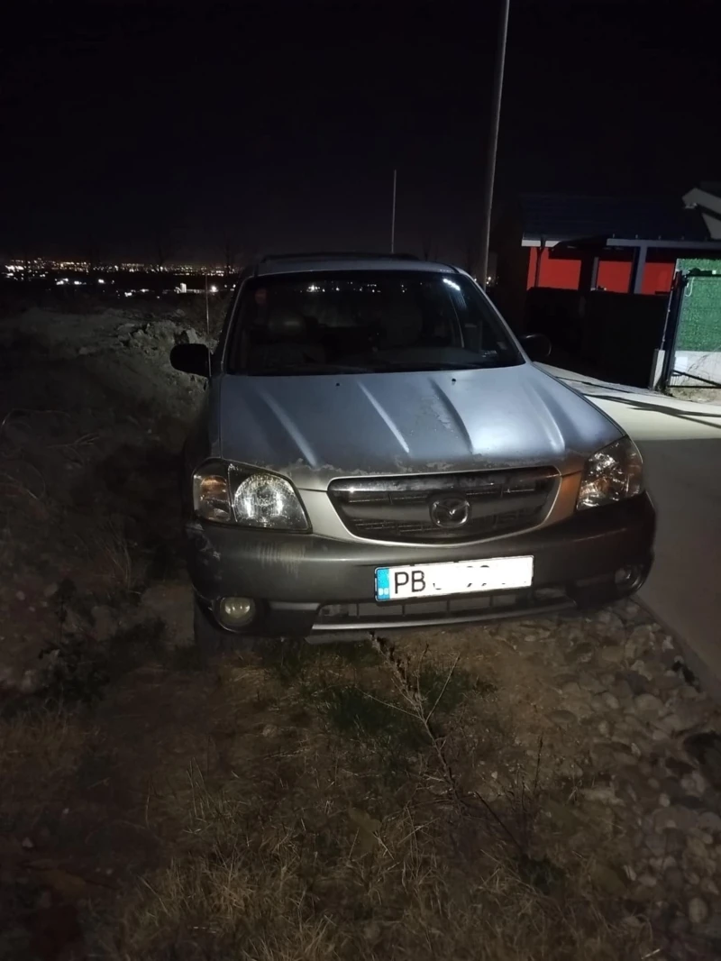 Mazda Tribute, снимка 3 - Автомобили и джипове - 48104826