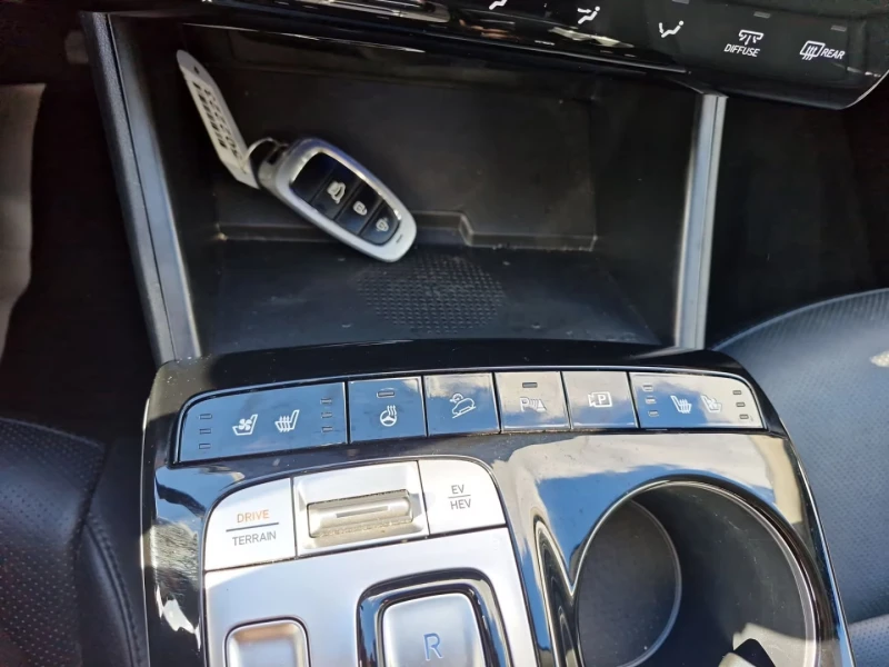 Hyundai Tucson 1.6/PHEV/265HP/PRIME/4X4/NAVI/CAM/LED/TSR/765v, снимка 15 - Автомобили и джипове - 52167460