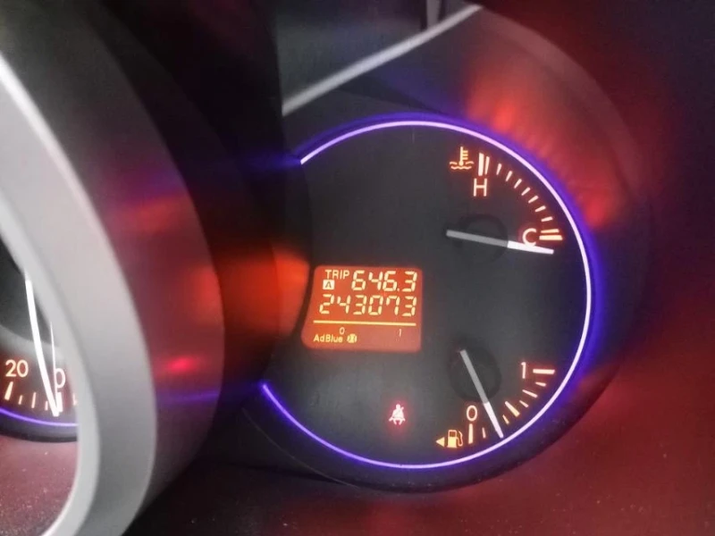 Mazda CX-7, снимка 9 - Автомобили и джипове - 52391787