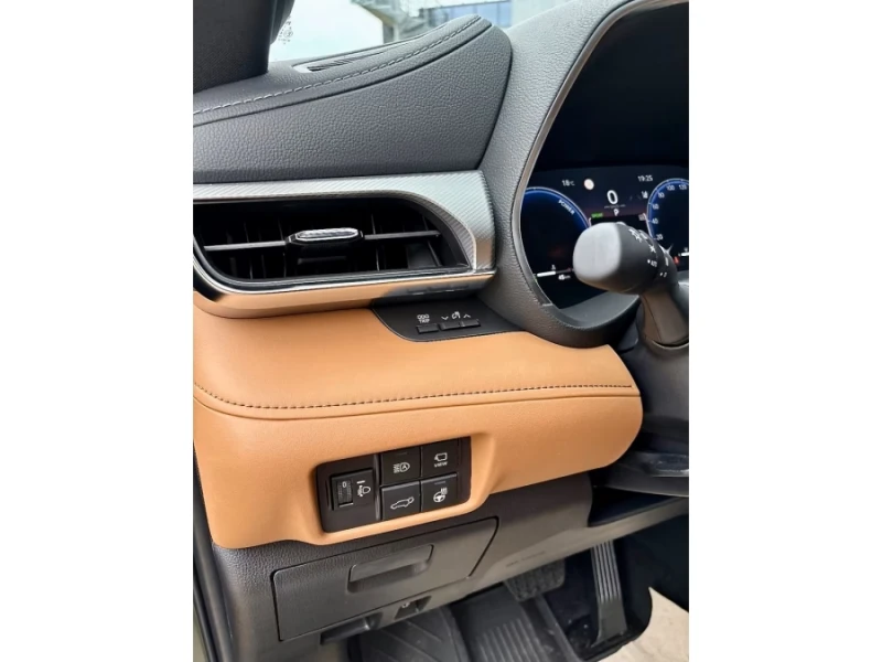 Toyota Highlander 7 места, Пано, 360, Месечна вноска от 1700 лв., снимка 8 - Автомобили и джипове - 52614827