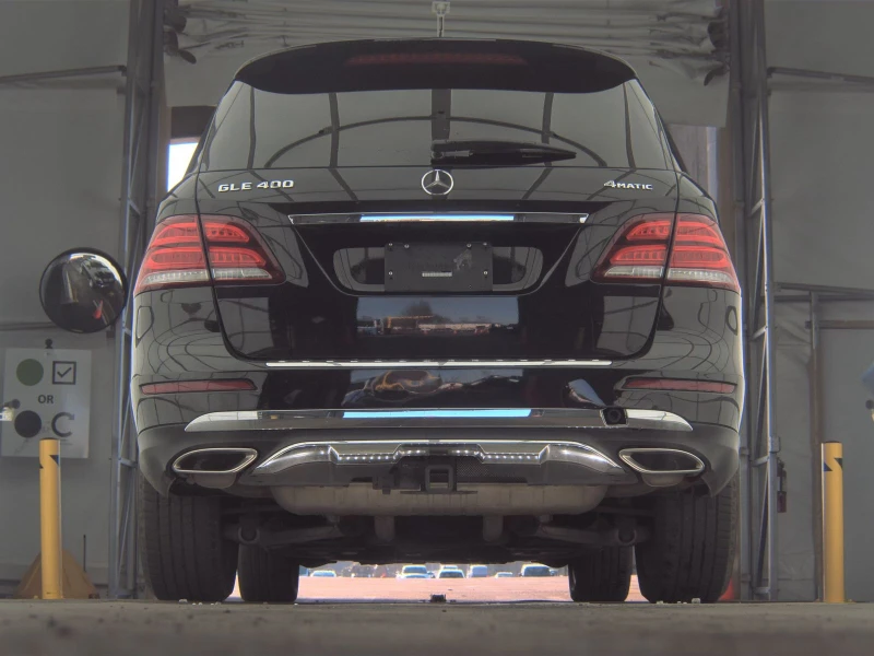 Mercedes-Benz GLE 400 4Matic, снимка 6 - Автомобили и джипове - 53211071