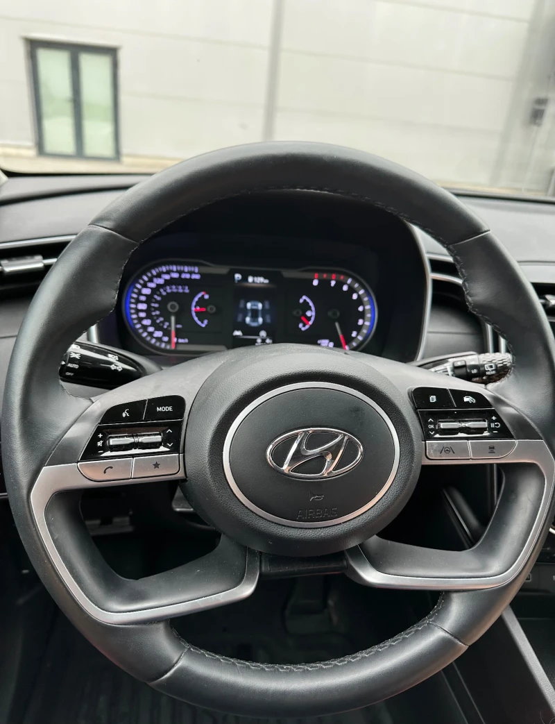 Hyundai Tucson SEL AWD, снимка 12 - Автомобили и джипове - 53456202
