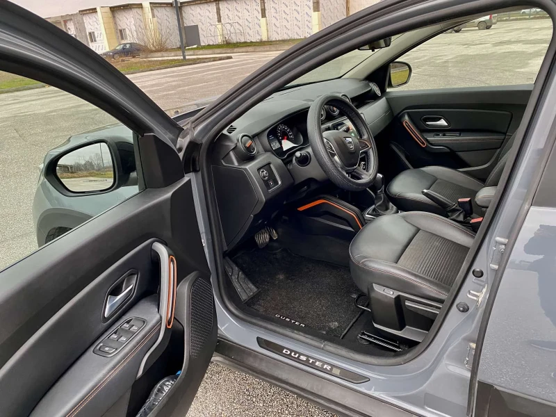 Dacia Duster 1.3 Tce 4x2, снимка 7 - Автомобили и джипове - 53502013