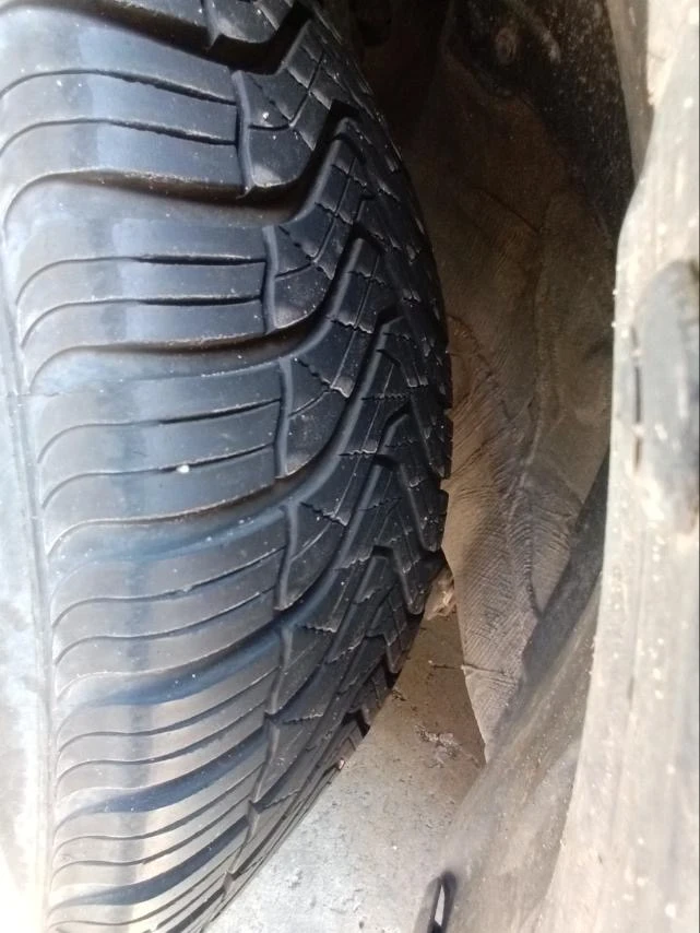 Mazda CX-7, снимка 8 - Автомобили и джипове - 52391787