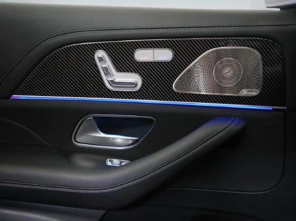 Mercedes-Benz GLS 63 AMG 4Matic+ = Night Package = Гаранция, снимка 9 - Автомобили и джипове - 53156539