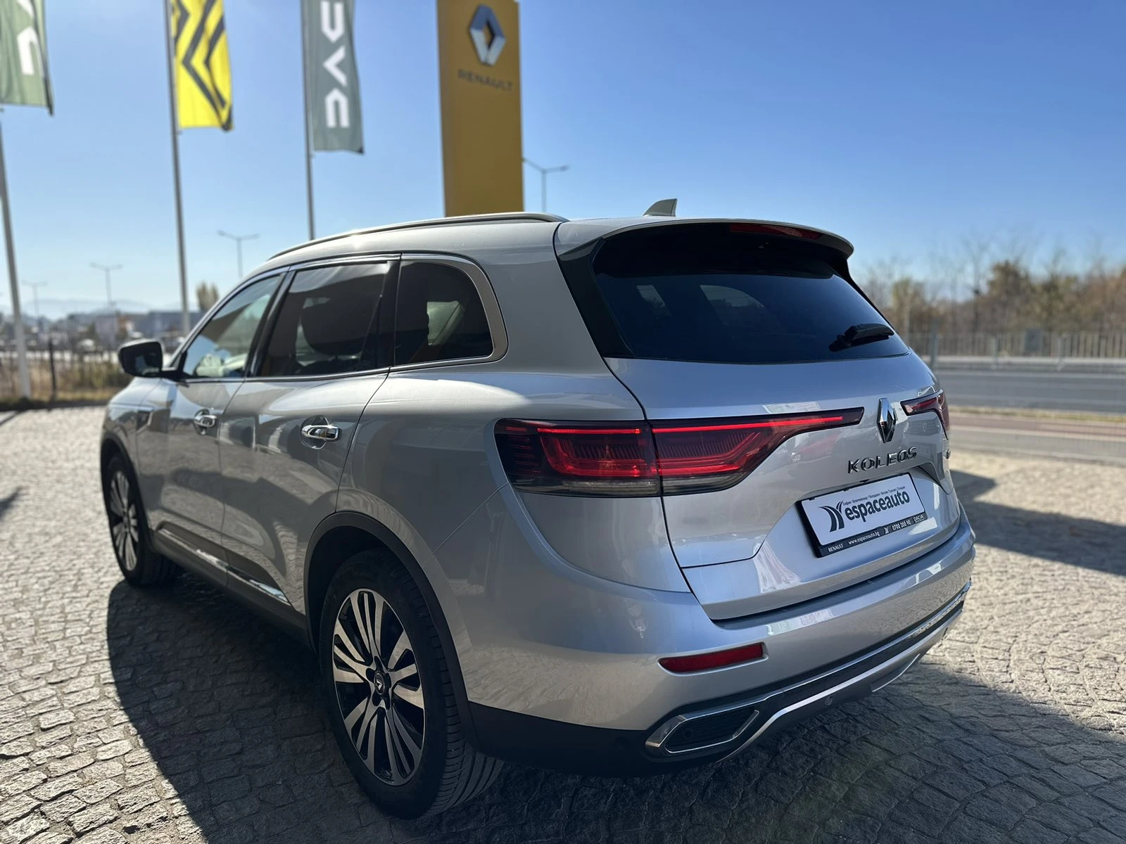 Renault Koleos INITIALE PARIS 4x4 - изображение 4