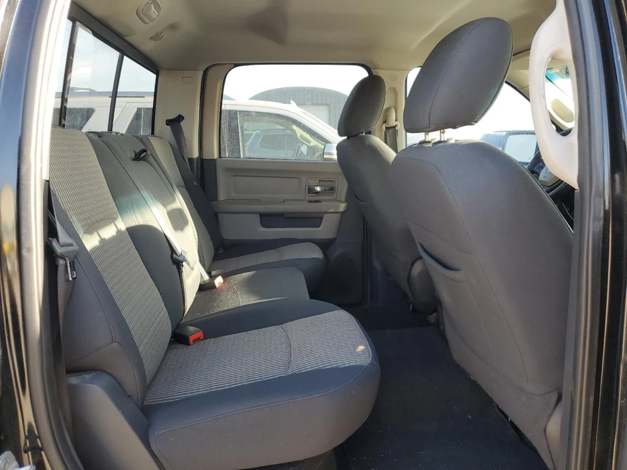 Dodge RAM 1500 5.7 V8* ПЕРФЕКТЕН - изображение 9