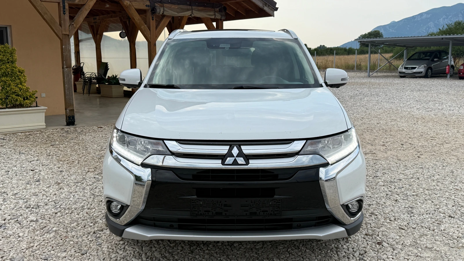 Mitsubishi Outlander 3.0-V6-FULL-7МЕСТА-КАНАДА - изображение 2
