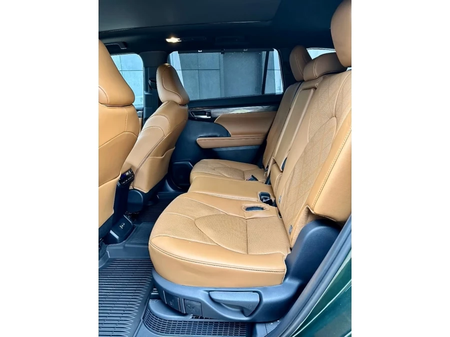 Toyota Highlander 7 �����, ����, 360, ������� ������ �� 1700 ��. | Mobile.bg � ����������� 12