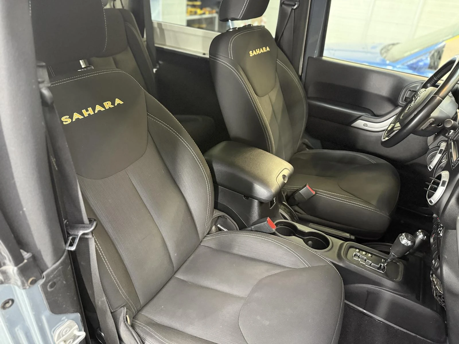 Jeep Wrangler Unlimited* Sahara* Cabrio* Hard Top* Automatic*  - изображение 7