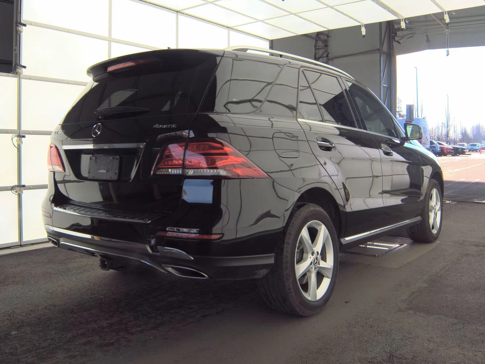 Mercedes-Benz GLE 400 4Matic - изображение 5