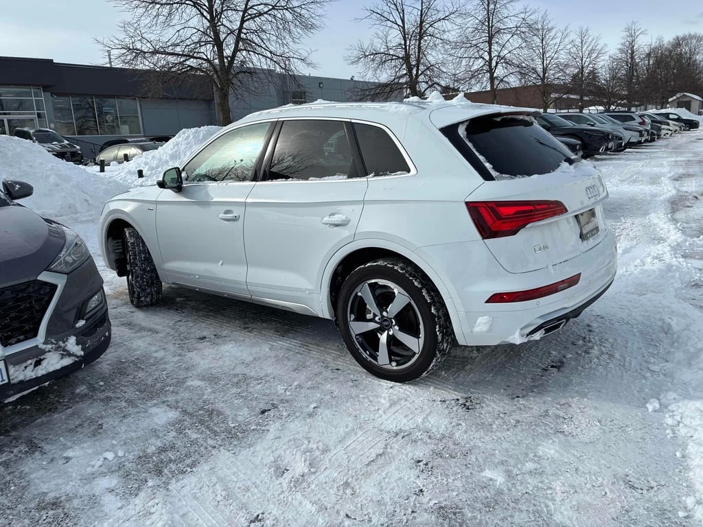 Audi Q5 / Progressiv / AWD / ПАНОРАМА / 2 КЛЮЧА / CARFAX - изображение 2