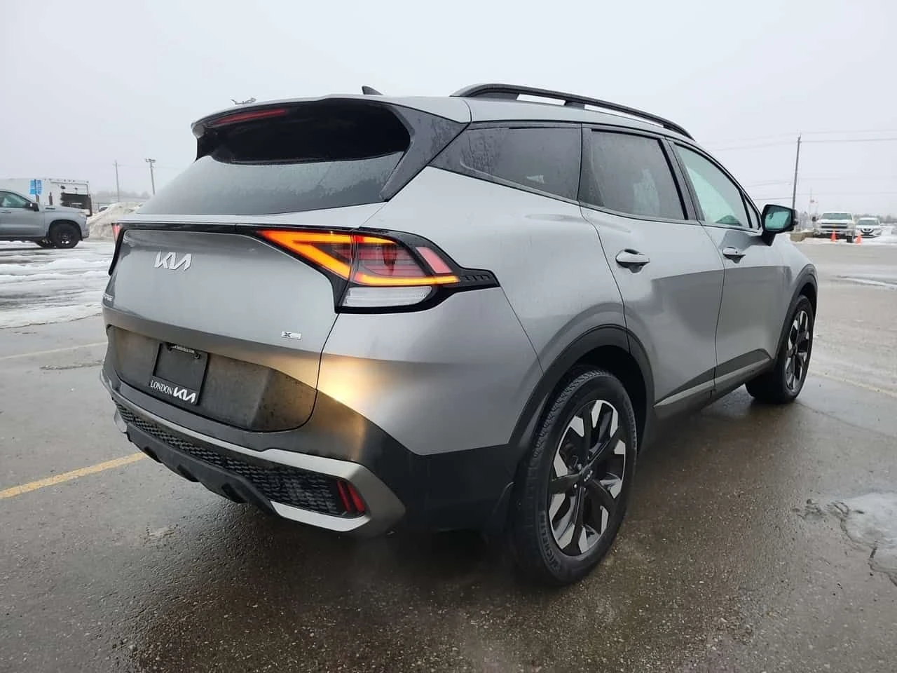 Kia Sportage X LINE LIMITED /CARFAX / DISTRONIC/FULL MAX | Mobile.bg � ����������� 3