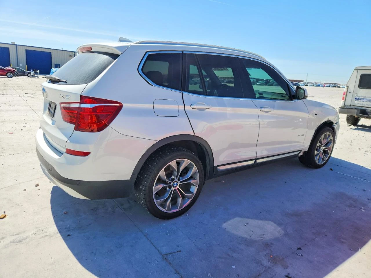 BMW X3 2.0l xDrive28I, снимка 3 - Автомобили и джипове - 53986233