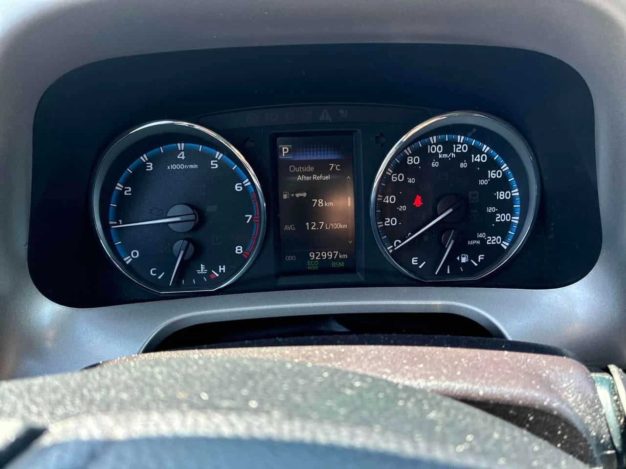 Toyota Rav4 * XLE * ПРЕДСТАВИТЕЛСТВО * 2 КЛЮЧА * КАМЕРА, снимка 8 - Автомобили и джипове - 54150582