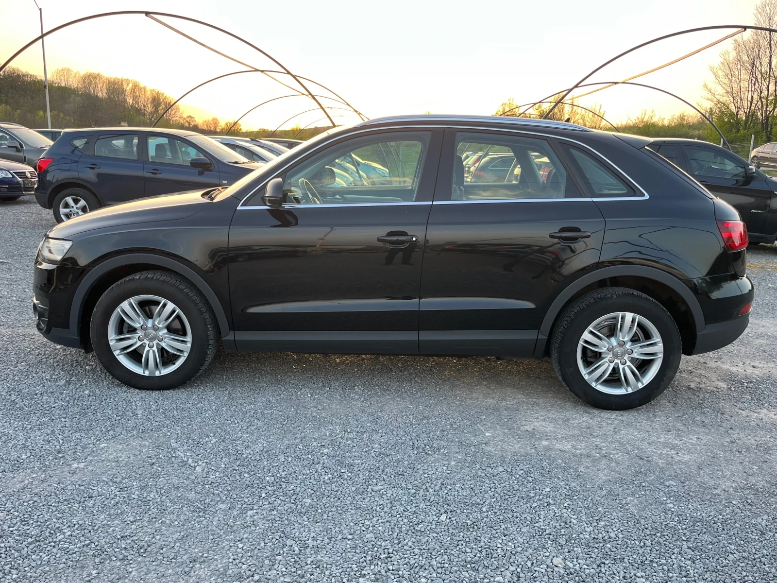 Audi Q3 2.0 TDI AVTOMAT, снимка 3 - Автомобили и джипове - 54221169