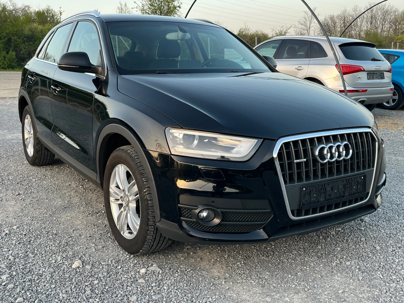 Audi Q3 2.0 TDI AVTOMAT, снимка 8 - Автомобили и джипове - 54221169