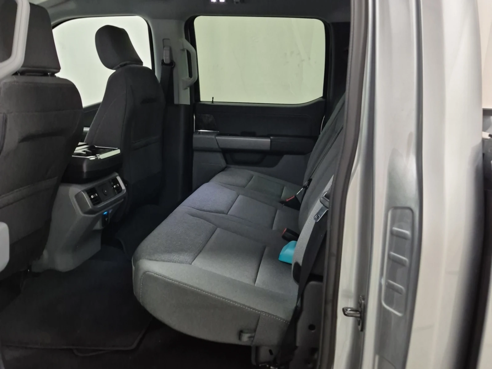 Ford F150 Lightning XLT CREW CAB SHORT BED | Mobile.bg � ����������� 17