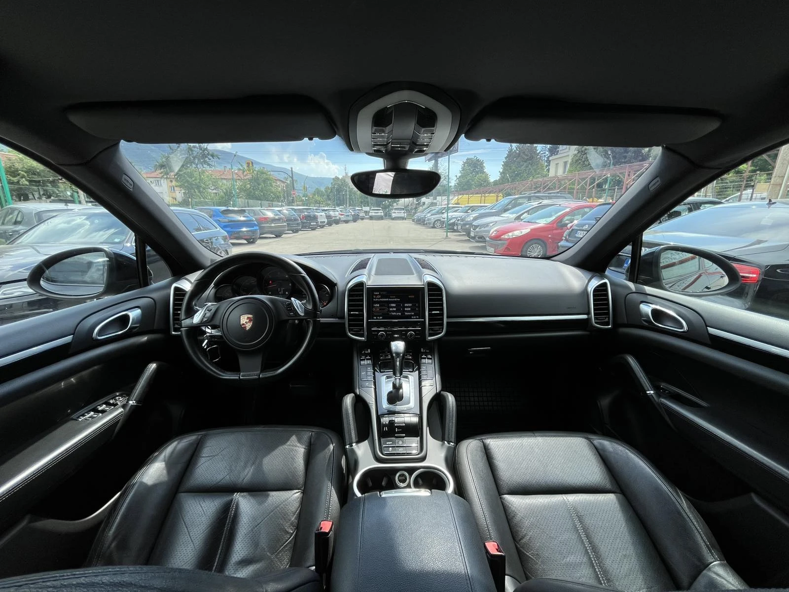 Porsche Cayenne 3.0 DISEL, снимка 9 - Автомобили и джипове - 54738229