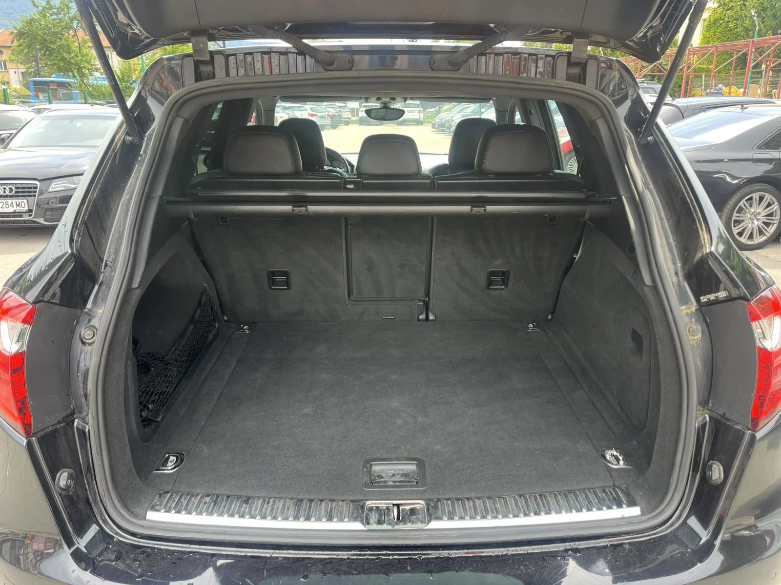 Porsche Cayenne 3.0 DISEL, снимка 16 - Автомобили и джипове - 54738229
