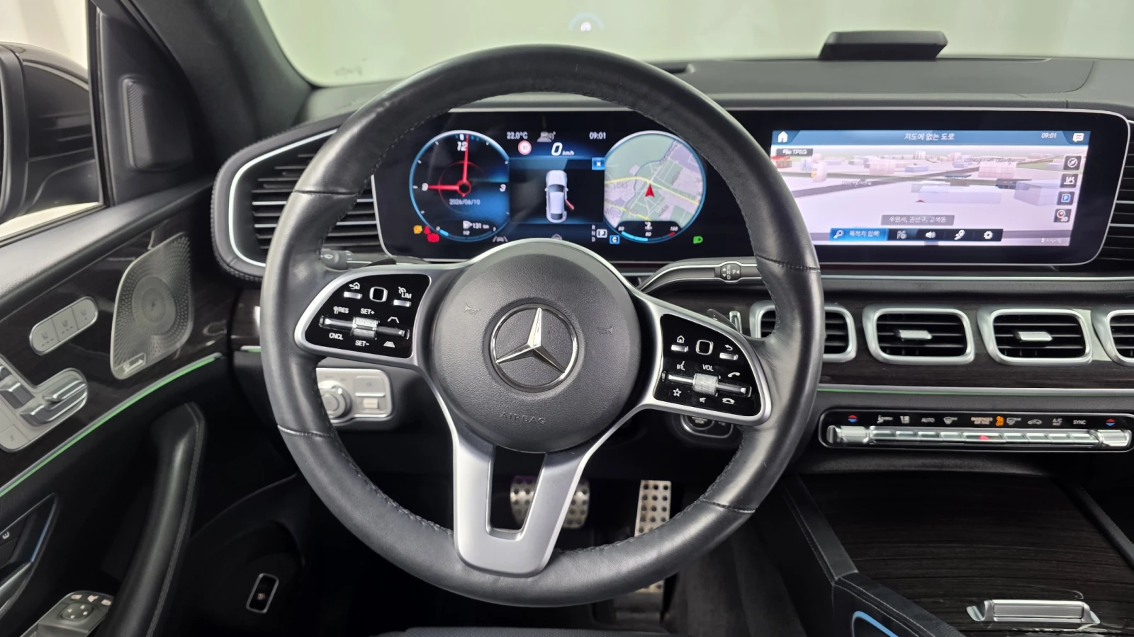 Mercedes-Benz GLE 400 AMG PK* 360* HEAD-UP* DIS* ОБДУХ* КРАЙНА ЦЕНА, снимка 6 - Автомобили и джипове - 54975321