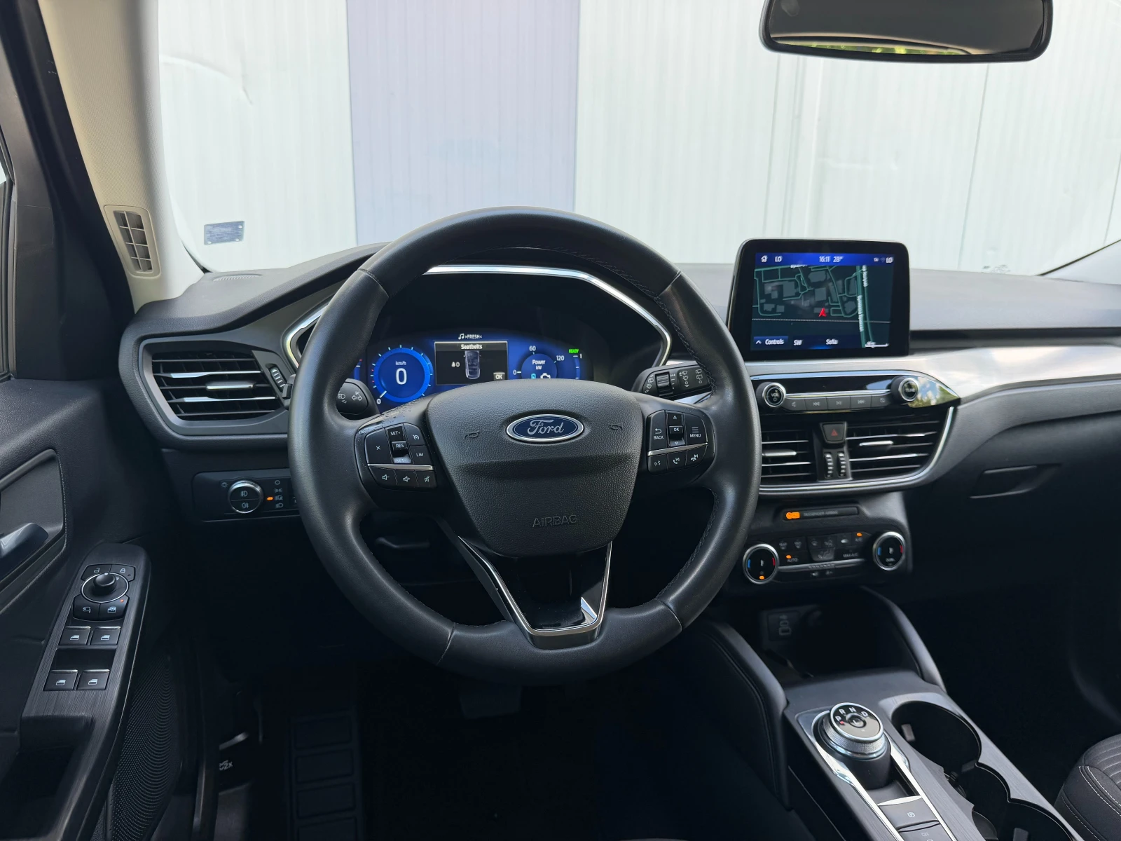 Ford Kuga FHEV, снимка 10 - Автомобили и джипове - 55156845