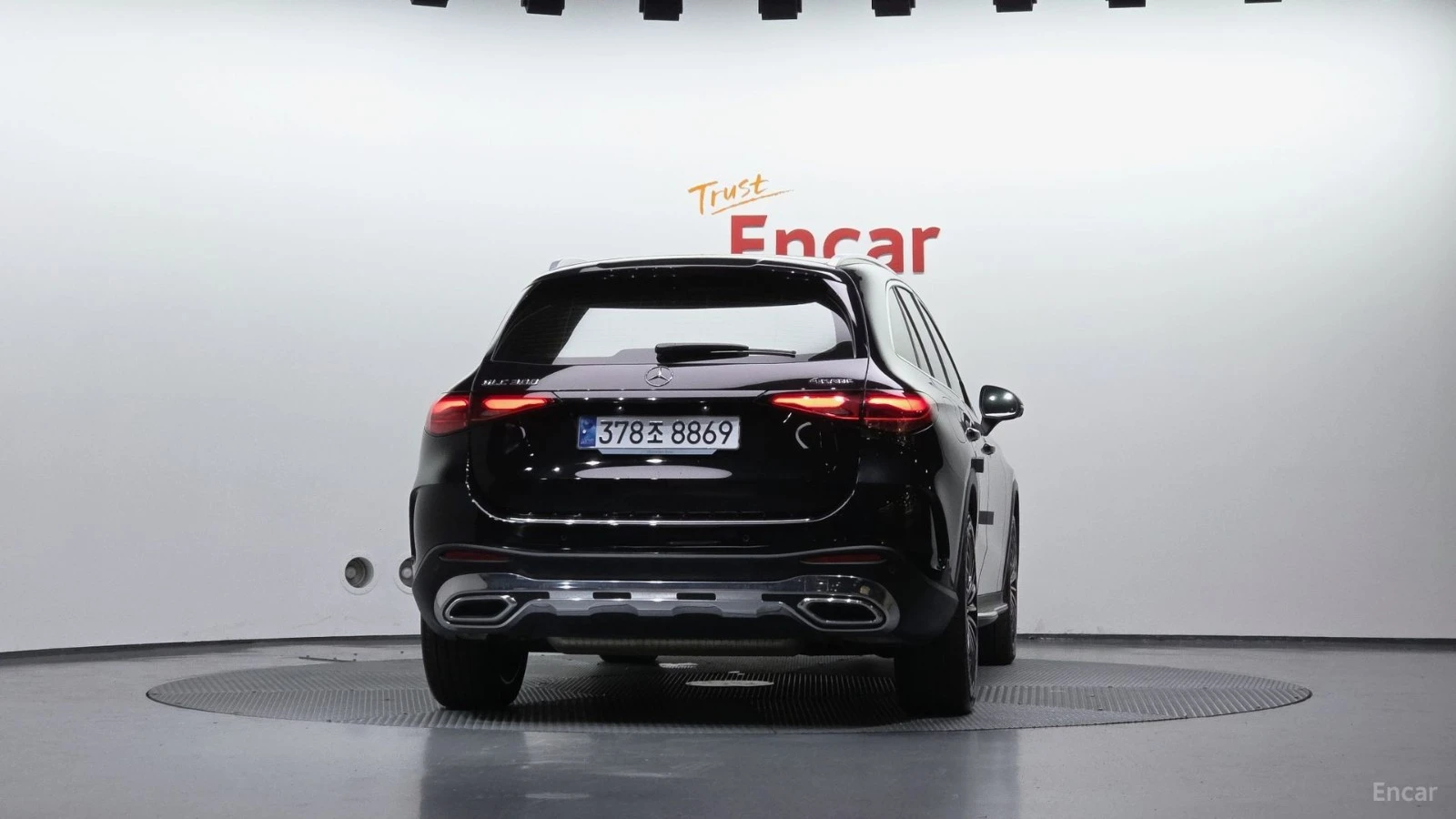Mercedes-Benz GLC 300 AMG* 4MATIC* ПОДГРЕВ* ОБДУХВАНЕ* ПАНО* 360* HEAD-U, снимка 4 - Автомобили и джипове - 55684246