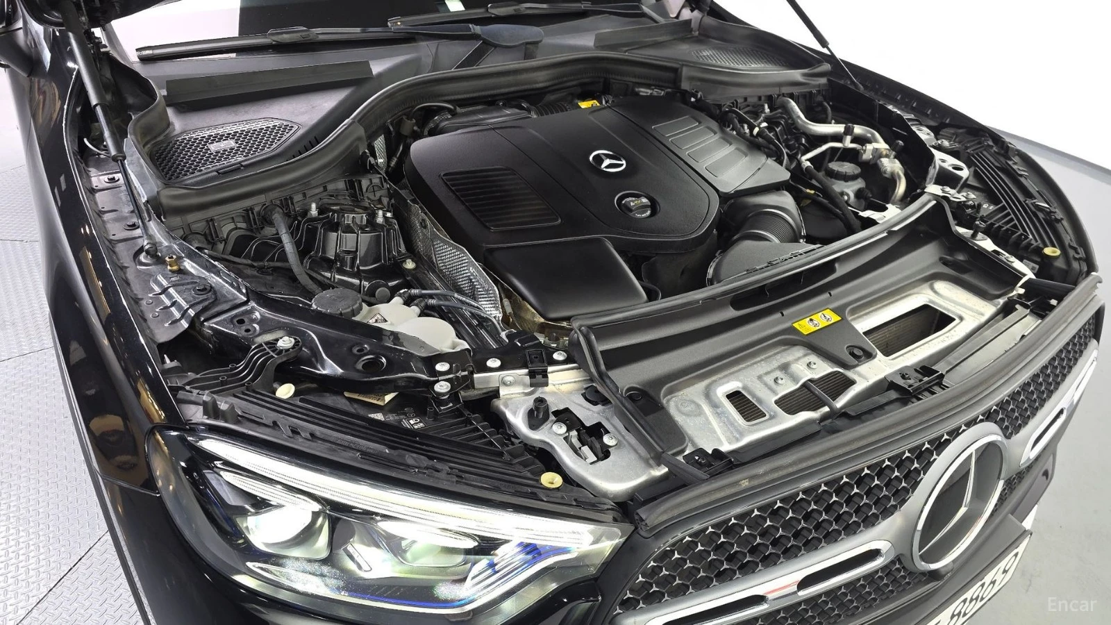 Mercedes-Benz GLC 300 AMG* 4MATIC* ПОДГРЕВ* ОБДУХВАНЕ* ПАНО* 360* HEAD-U, снимка 6 - Автомобили и джипове - 55684246