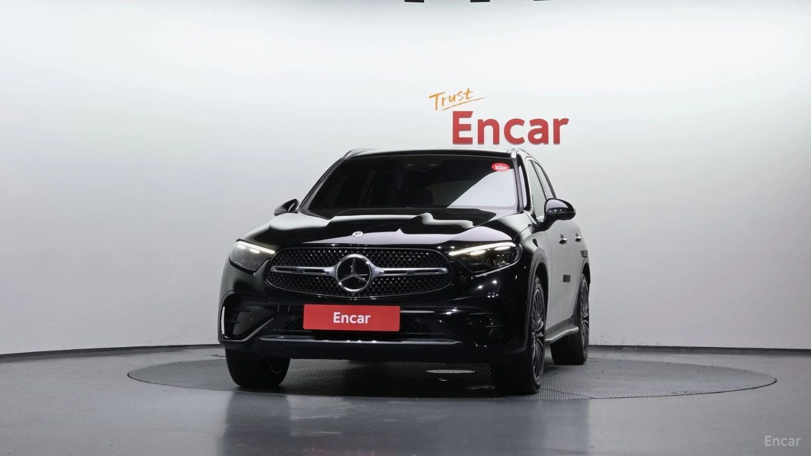 Mercedes-Benz GLC 300 AMG* 4MATIC* ПОДГРЕВ* ОБДУХВАНЕ* ПАНО* 360* HEAD-U, снимка 3 - Автомобили и джипове - 55684246