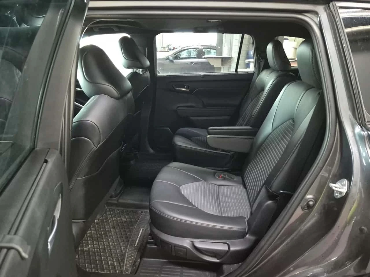 Toyota Highlander * XSE * ���������� * ������ ���������������� *  | Mobile.bg � ����������� 11