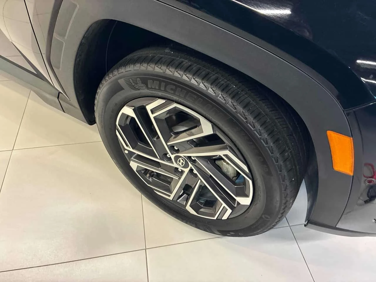 Hyundai Tucson Ultimate  CARFAX | Mobile.bg � ����������� 7