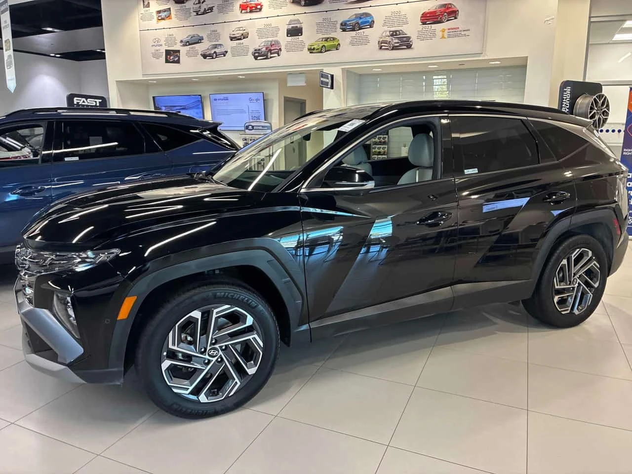 Hyundai Tucson Ultimate  CARFAX | Mobile.bg � ����������� 2